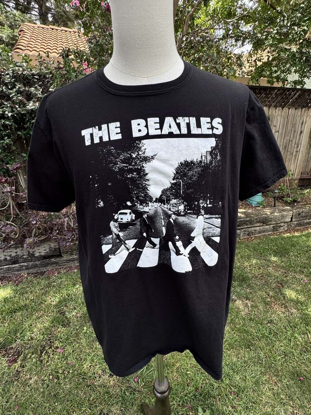 The Beatles Abbey Road Men's Size XL Graphic T-Shirt Tee Black Cotton